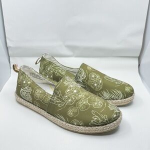 Vionic Beach Laguna Slip On Casual Shoes WOMENS 8 Espadrille Seaweed Green